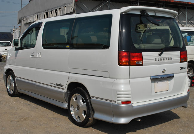 Nissan elgrand 1998 japan