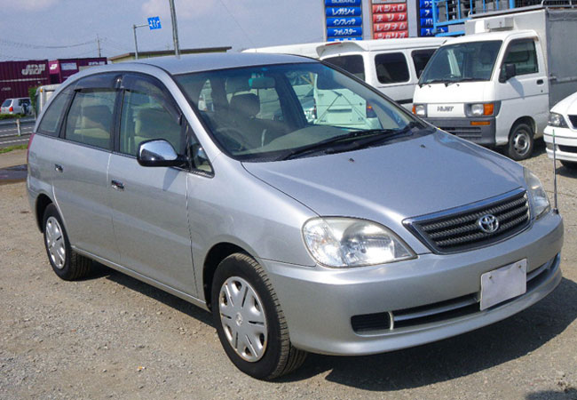 Toyota nadia specs