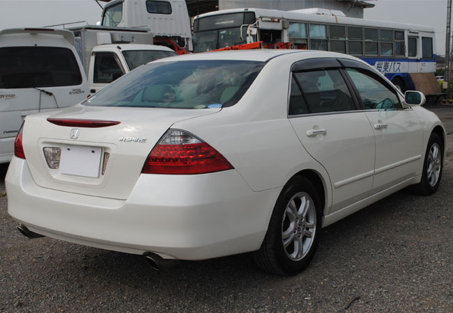 2006 Honda inspire japan