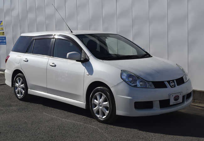 Nissan wingroad for sale in japan