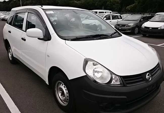Nissan AD Van