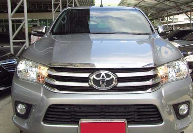 Toyota HILUX REVO
