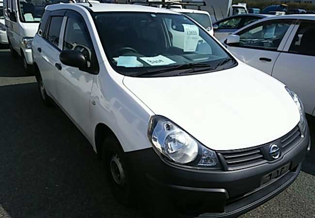 Nissan AD Van