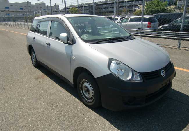 Nissan AD Van