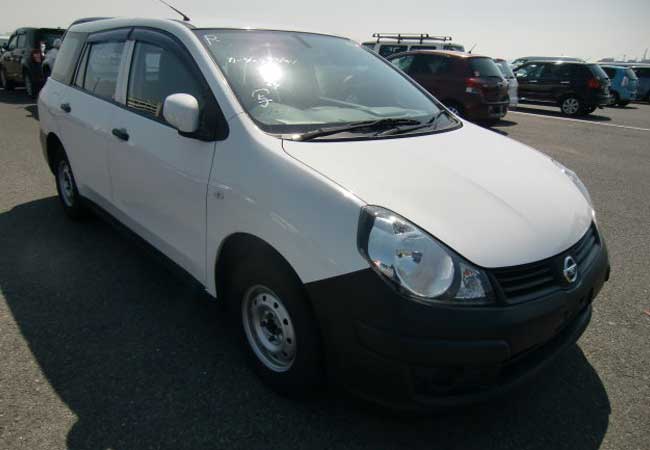 Nissan AD Van