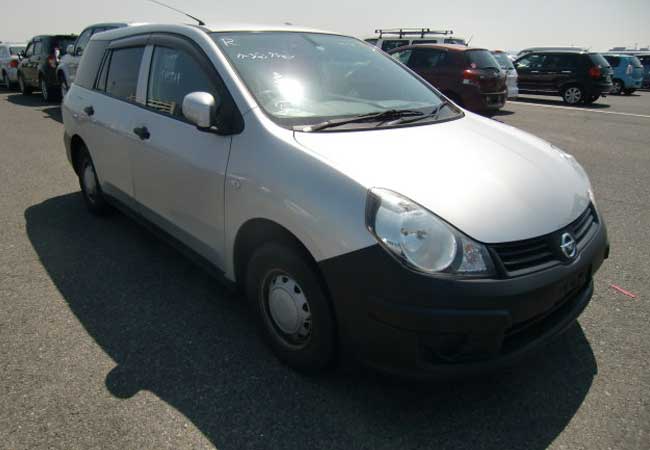 Nissan AD Van