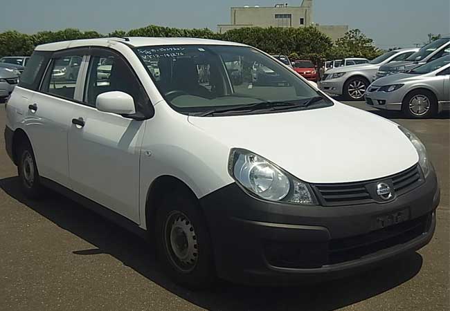 Nissan AD Van