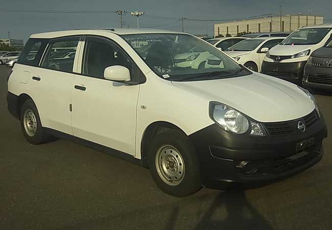 Nissan AD Van