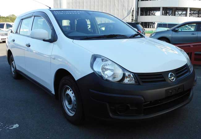 Nissan AD Van