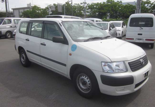 Toyota Succeed Van