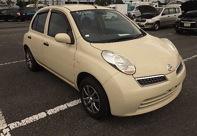 Nissan MARCH