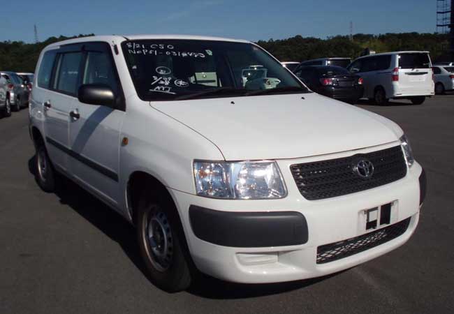 Toyota Succeed Van