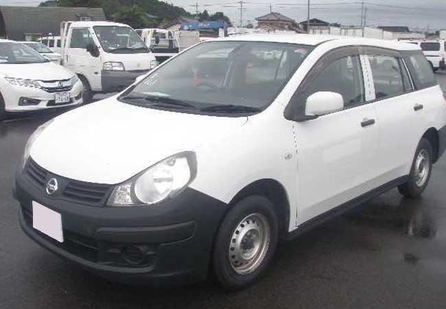 Nissan AD Van