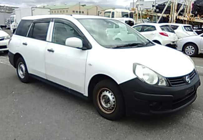 Nissan AD Van