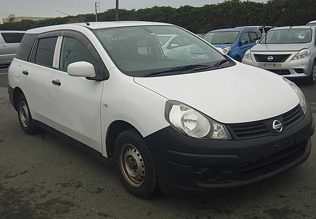 Nissan AD Van