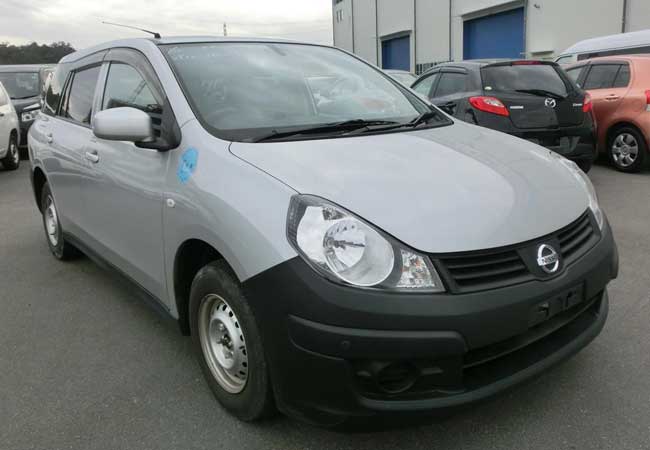 Nissan AD Van