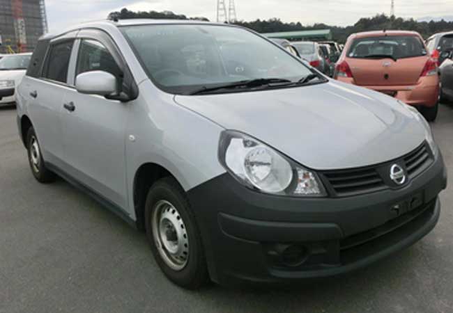 Nissan AD Van