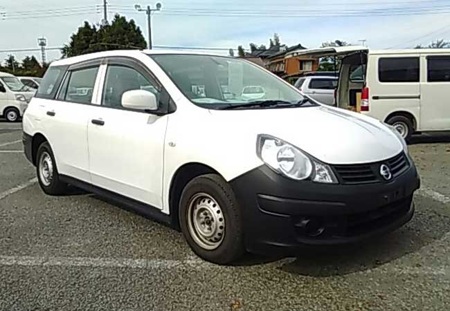 Nissan AD Van