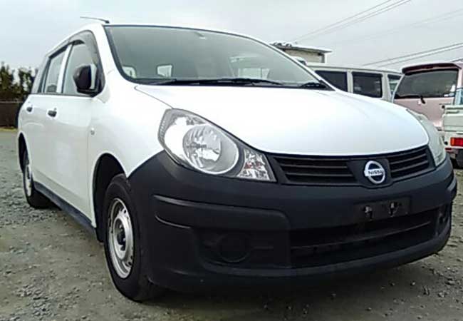 Nissan AD Van