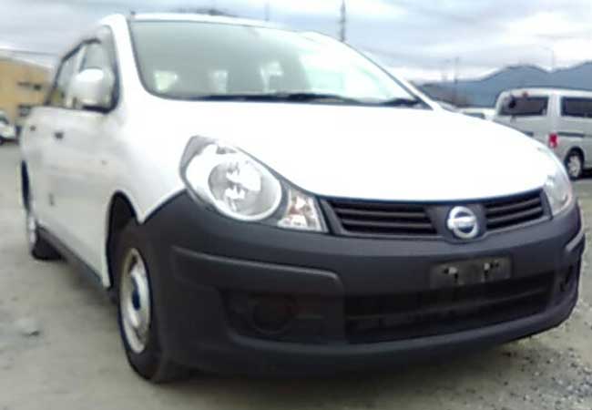 Nissan AD Van