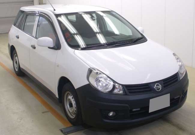 Nissan AD Van