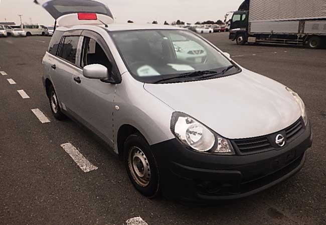 Nissan AD Van