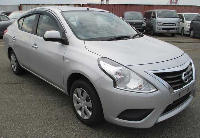 Nissan TIIDA LATIO