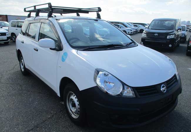 Nissan AD Van
