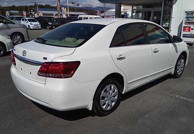 Toyota premio 2020