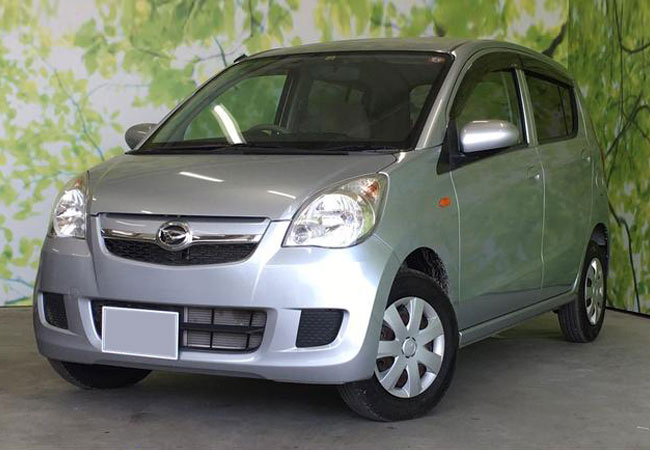 Daihatsu mira 2011