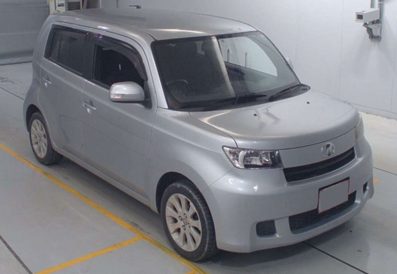 Toyota bb 2010