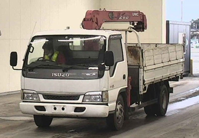 Isuzu / Elf 2003