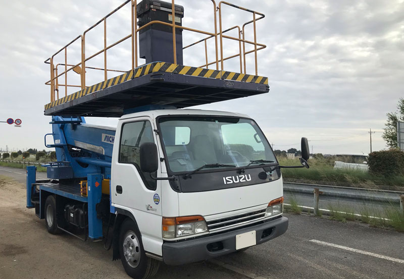 Isuzu / Elf 2000