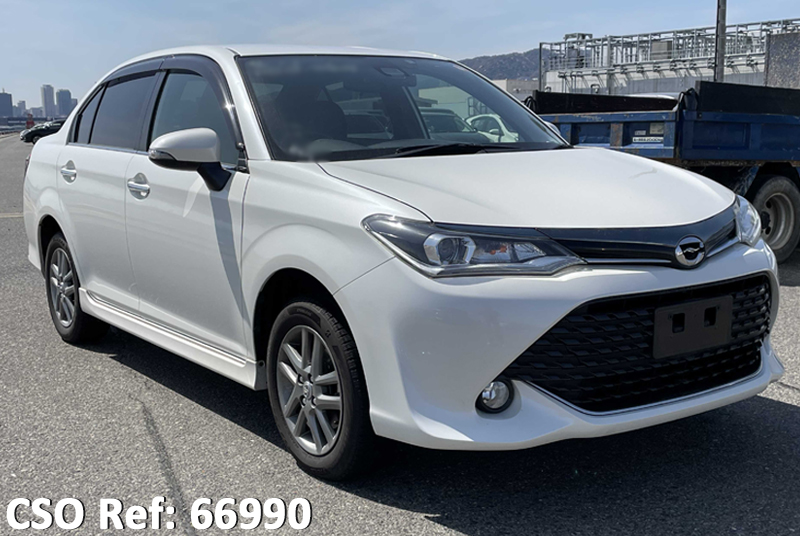 Toyota / Corolla Axio 2016