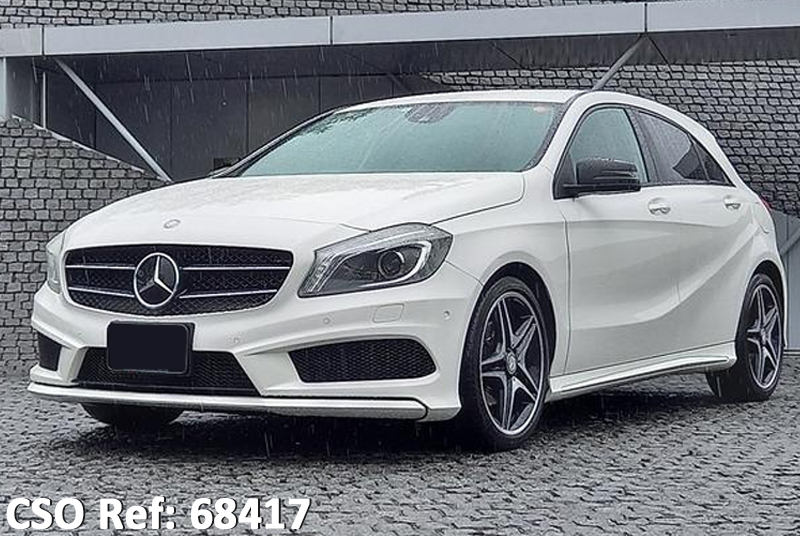 Used Mercedes Benz ACLASS Hatchbacks 2014 model in Pearl White Used