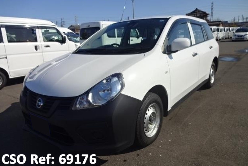 Nissan / AD Van 2017