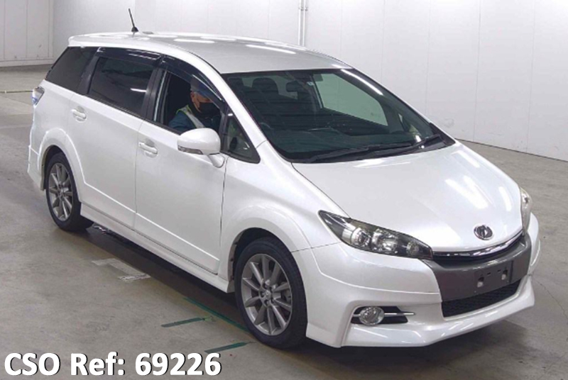 Toyota / Wish 2014