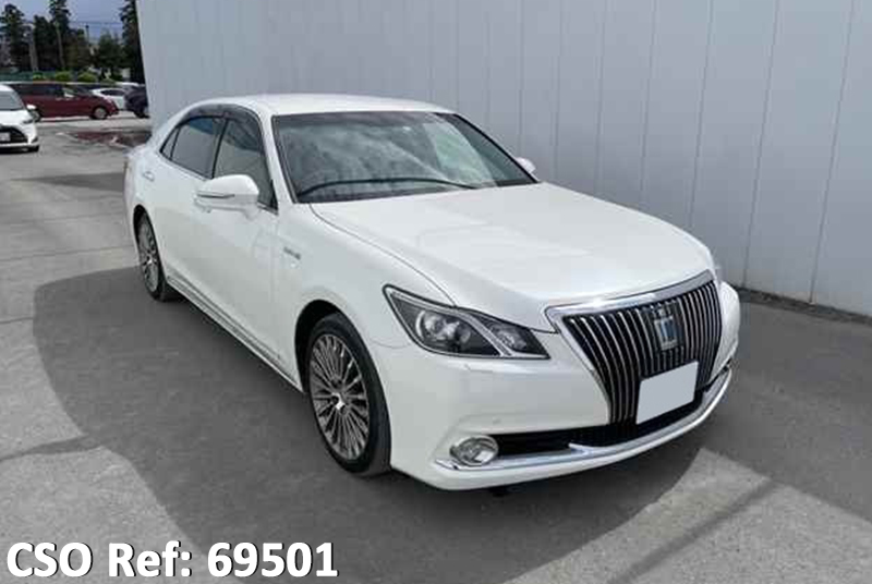 Toyota / Crown 2014