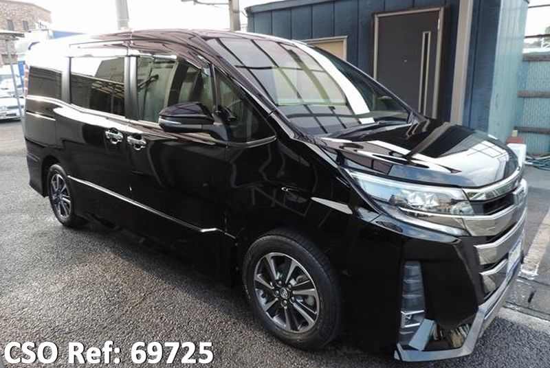 Toyota / Noah 2018
