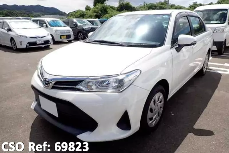 Toyota / Corolla Axio 2017