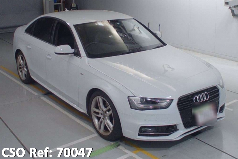 Audi / A4  2015