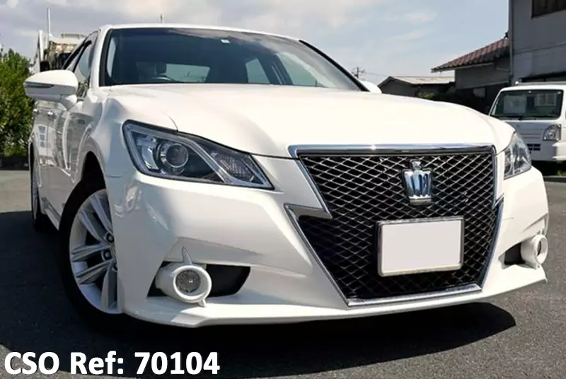 Toyota / Crown 2015