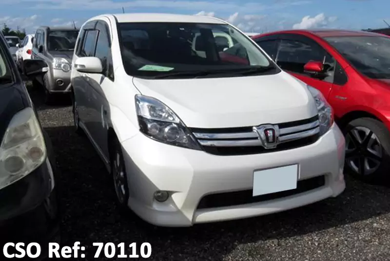 Toyota / Isis 2013