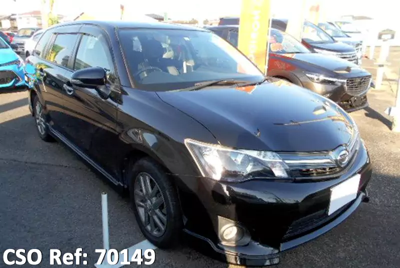 Toyota / Corolla Fielder 2015