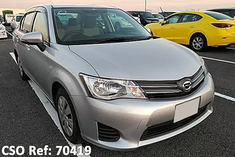 Toyota / Corolla Axio 2015