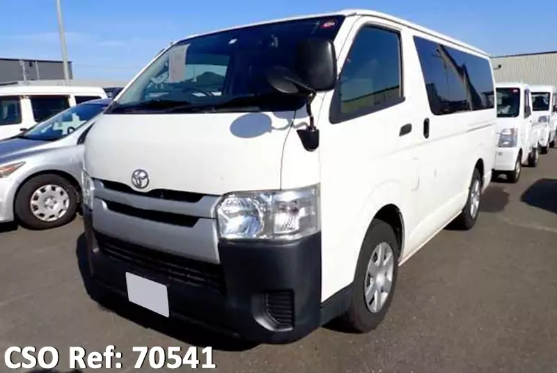 Toyota / Hiace Van 2016