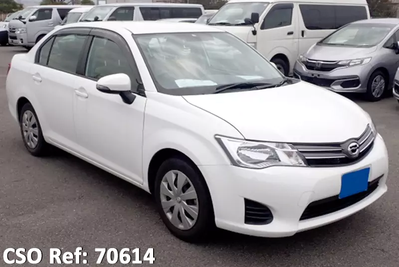 Toyota / Corolla Axio 2015
