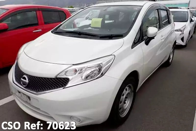 Nissan / Note 2015