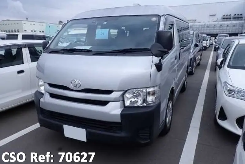 Toyota / Hiace 2015
