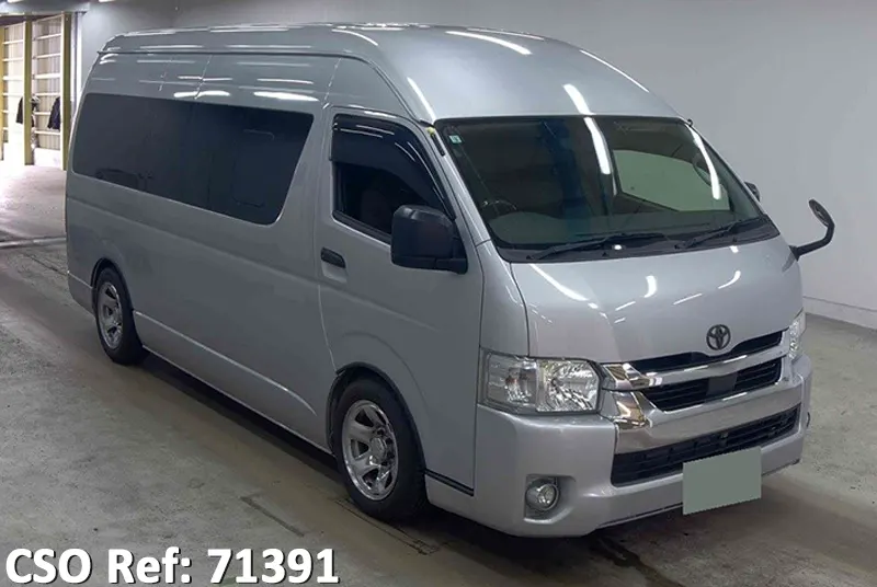 Toyota / Hiace 2021